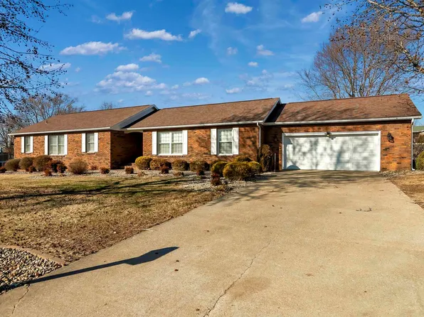 3 Red Bud Rd, Harrisburg, IL 62946