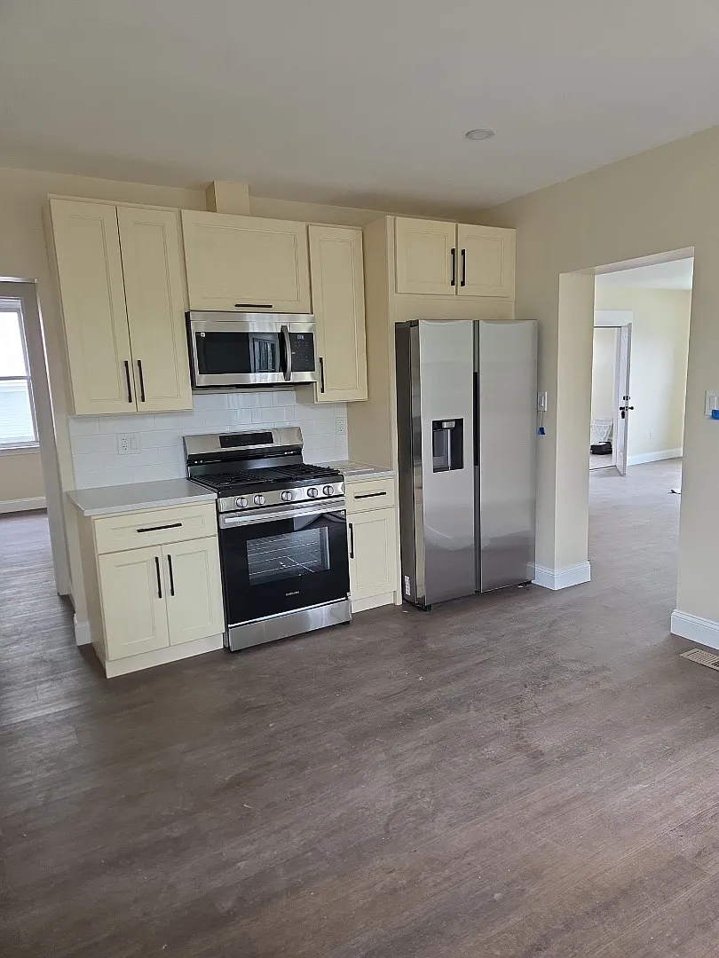 249 Philadelphia Ave - Second Floor — Photo 2
