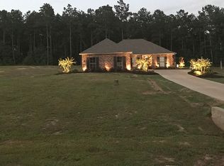 1031 Winding Rd, Summit, MS 39666