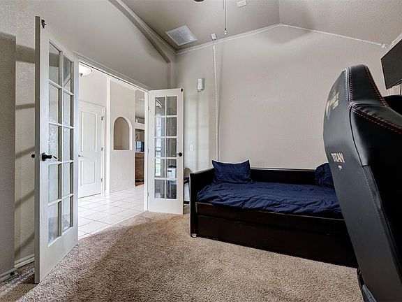 5th image of 16305 Seminole Creek Cir