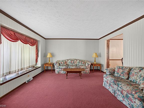 5th image of 2537 Dogwood Dr NE