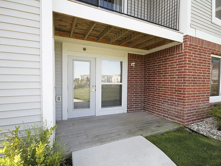 Tracy Creek Apartment Homes — Photo 5