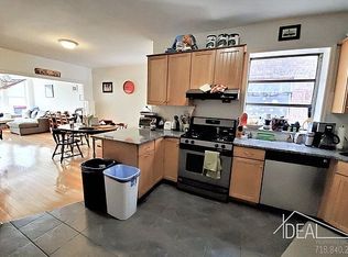 359 40th St APT 2, Brooklyn, NY 11232