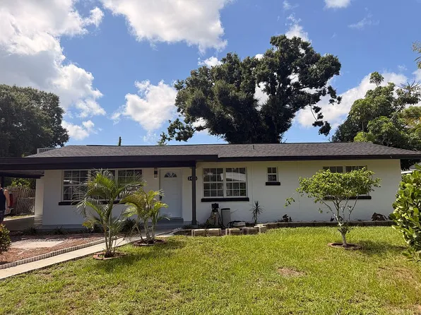 2405 21st Ave W, Bradenton, FL 34205