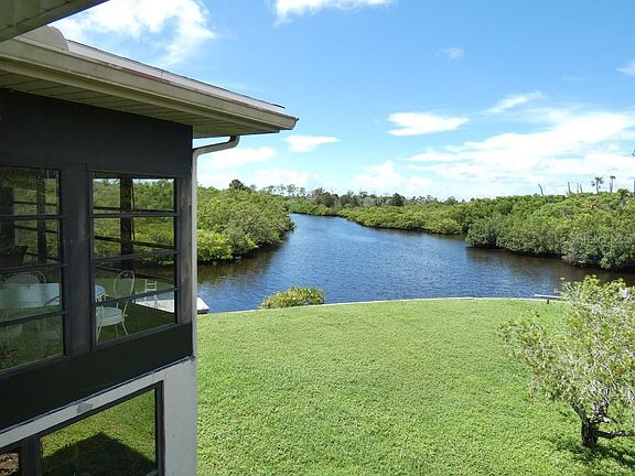 3rd image of 9940 EAGLES POINT CIRCLE #3