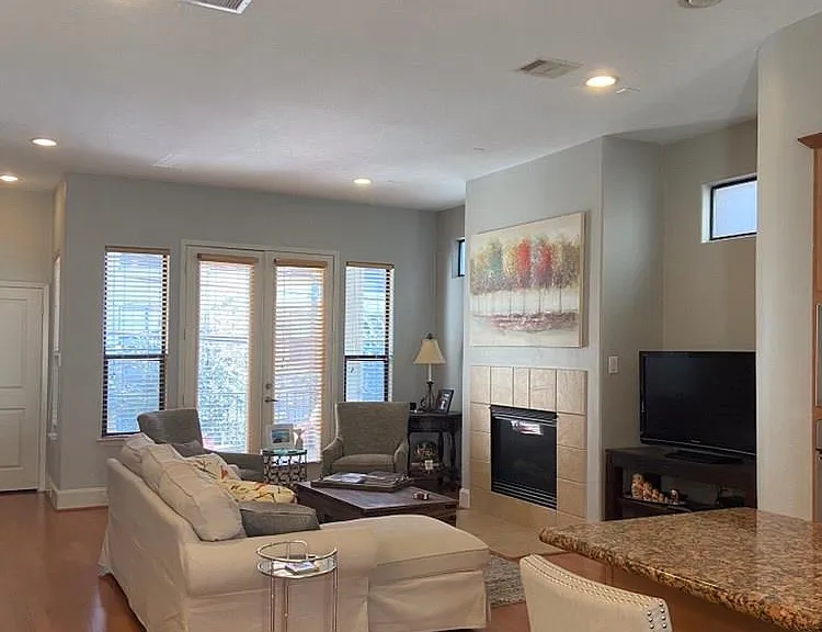 407 Jackson Hill St — Photo 33