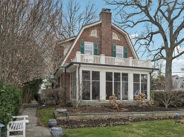 174 Woodland Ave, Winnetka, IL 60093