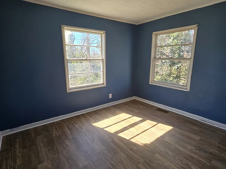 104 Merriman Ave — Photo 5