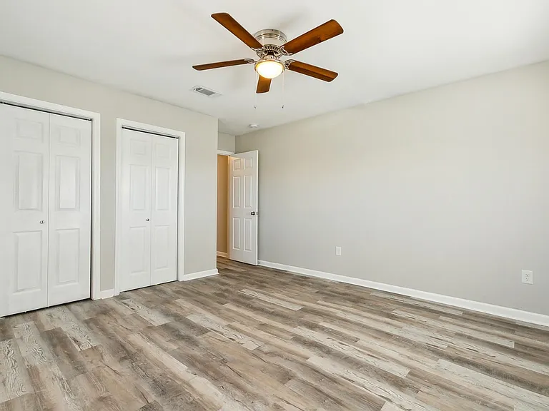 1124 Tallow Tree Ln #18 — Photo 12