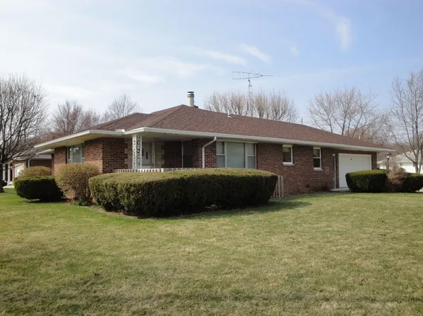 169 Martin Ave, Pemberville, OH 43450