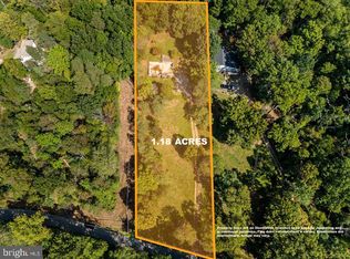 1536 Shenandoah River Dr, Harpers Ferry, WV 25425