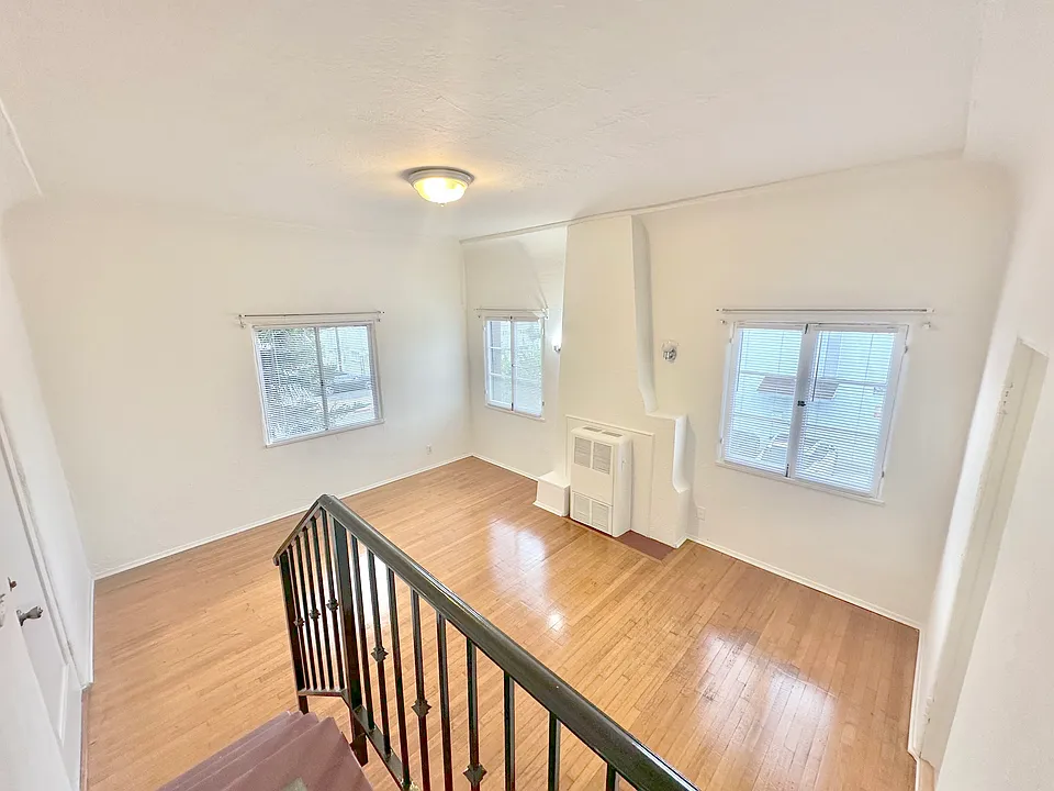3816 Watseka Ave #8