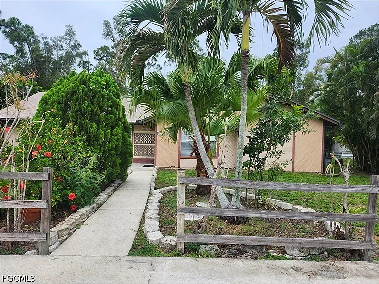 19136 Miami Blvd #140 — Photo 1