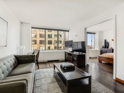 61 W 62nd St APT 23H, New York, NY, 10023