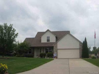 5400 Bright Creek Ct, Flint, MI, 48532