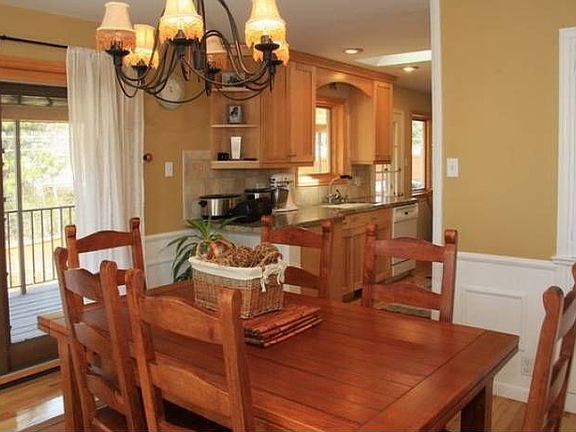 4th image of 2607 E Sherwood Dr