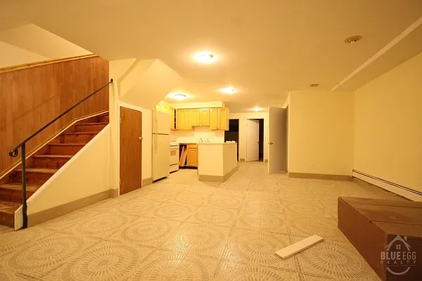 Rented by Blue Egg Realty Corp | media 25