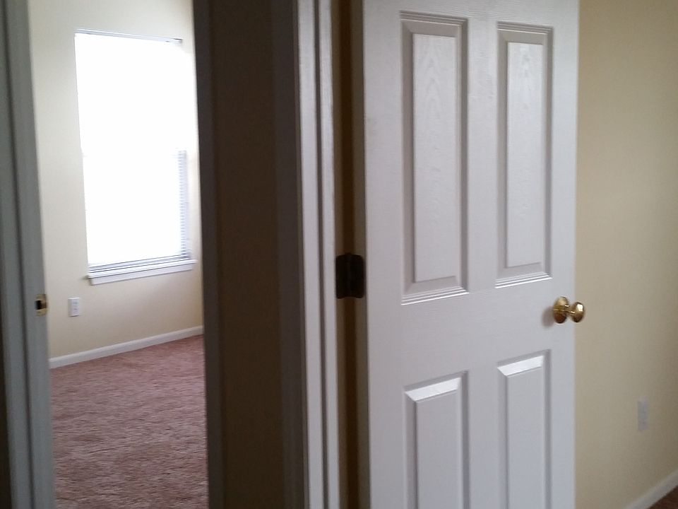 2nd image of 1188 Autumn Cir