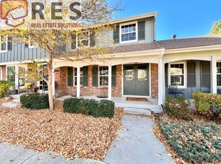 9112 E Amherst Dr APT B, Denver, CO 80231