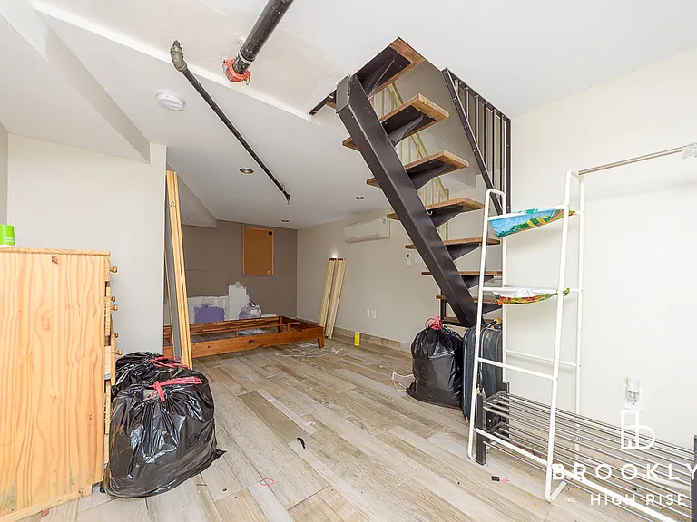 2075 Pacific St #1F — Photo 4