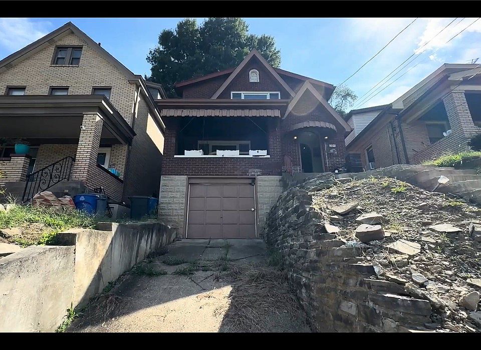 1st image of 304 E Garden Rd