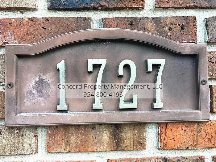 1727 Liberty St #6 — Photo 13