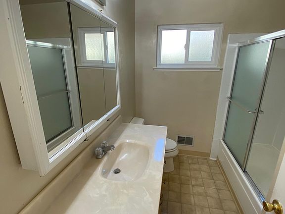 5th image of 2085 La Miel Ct