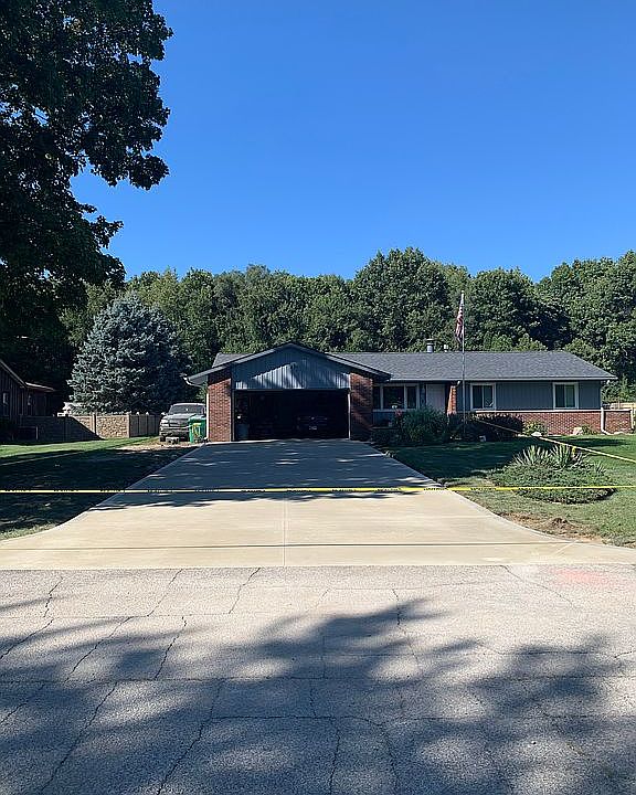 1st image of 22778 Elm Dr