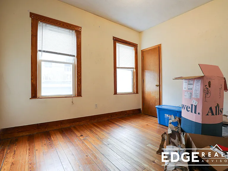 346 Faneuil St #2 — Photo 12