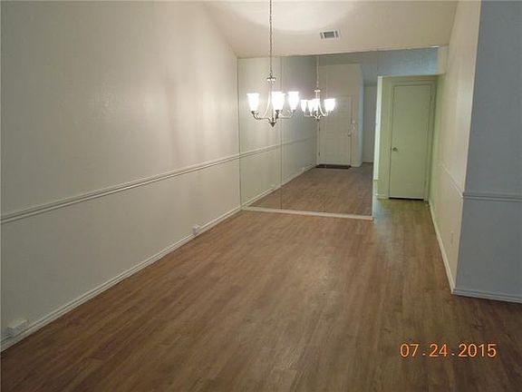 2nd image of 302 E Denton Dr