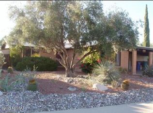 525 N Bunker Hill Dr, Tucson, AZ 85748