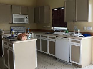 7091 Opal Dr, Largo, FL 33773