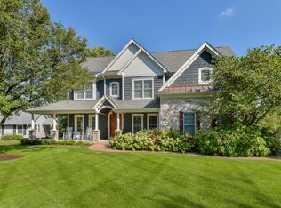 429 Parkway Dr, Wheaton, IL 60187