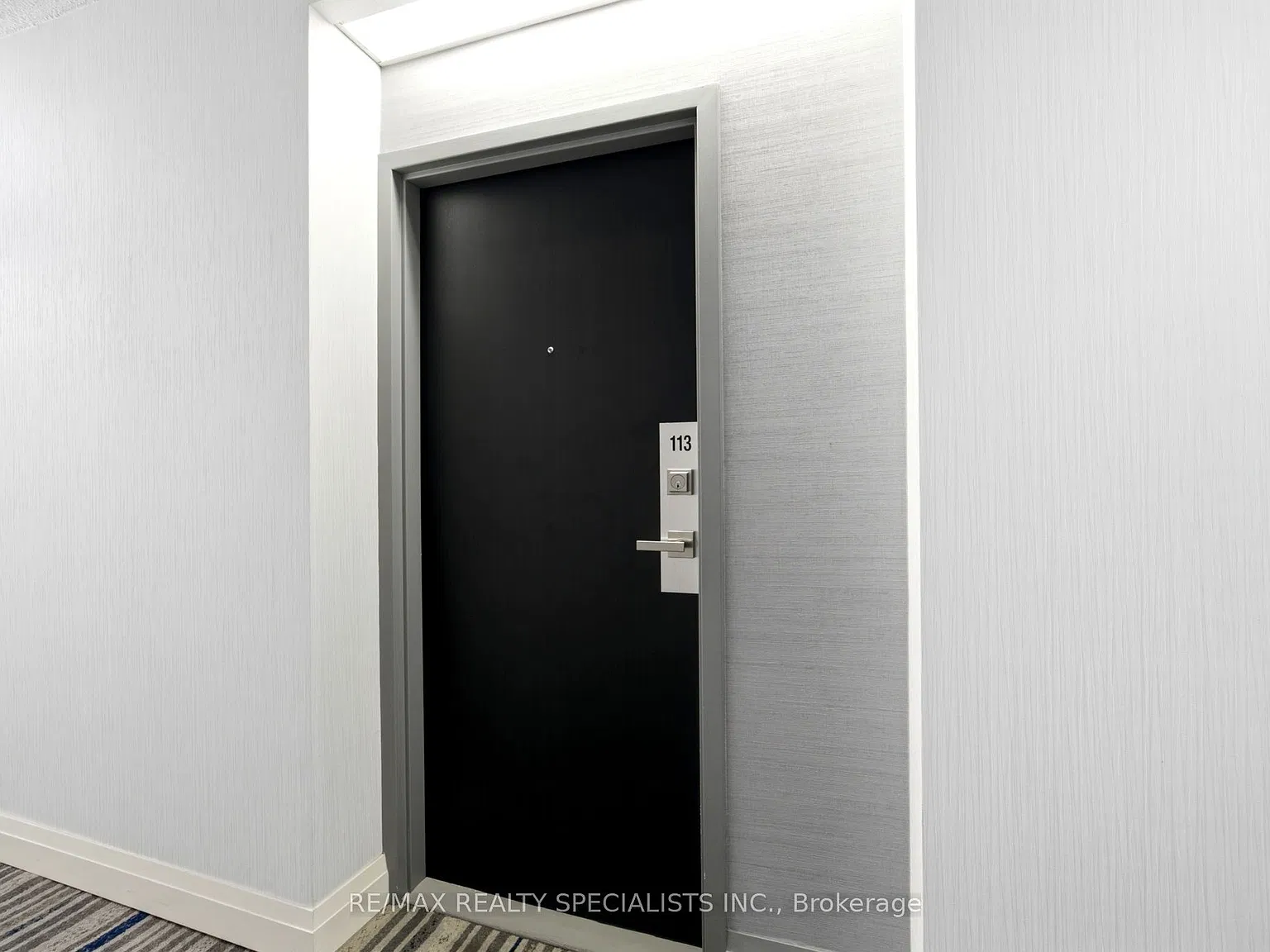 2 bed, $2,400 — Photo 2