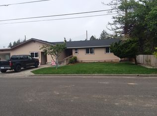 2606 Fir St, North Bend, OR