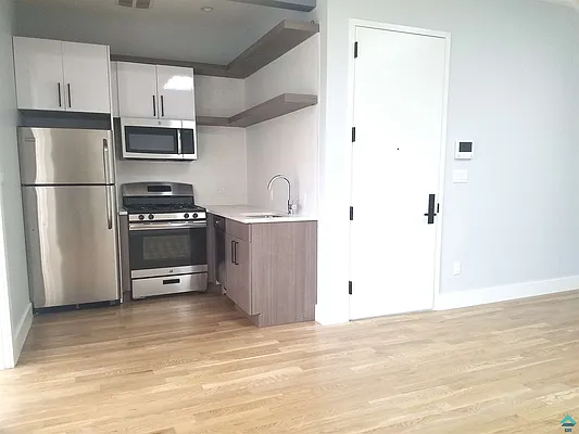 Rented by EXR | media 34