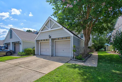 5113 Glenwood Way Photo 1