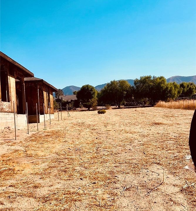 33553 Longview Rd Pearblossom CA Zillow