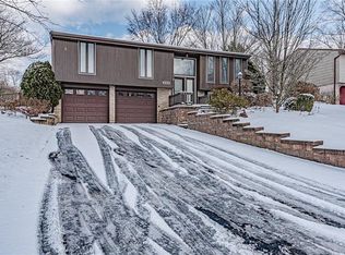 4705 Woodlake Dr, Allison Park, PA