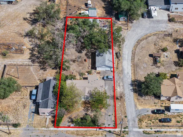 697 E Main St, Grantsville, UT 84029