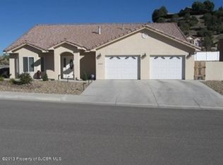 4440 Rayos Del Sol Dr, Farmington, NM 87401
