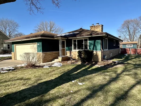 11028 West Wisconsin AVENUE, Wauwatosa, WI 53226