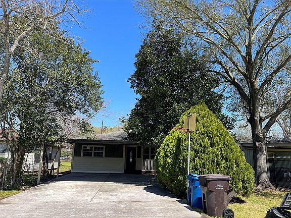 2nd image of 1203 Avenue G