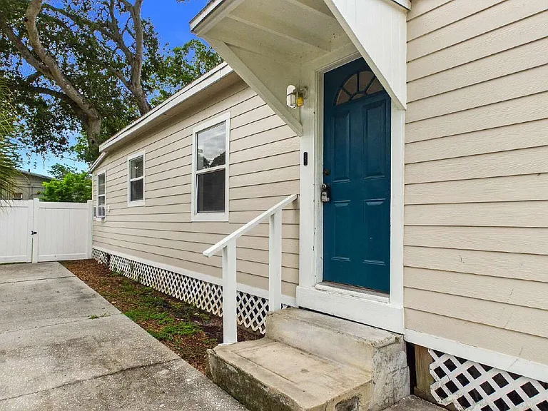 5001 Rena St — Photo 25