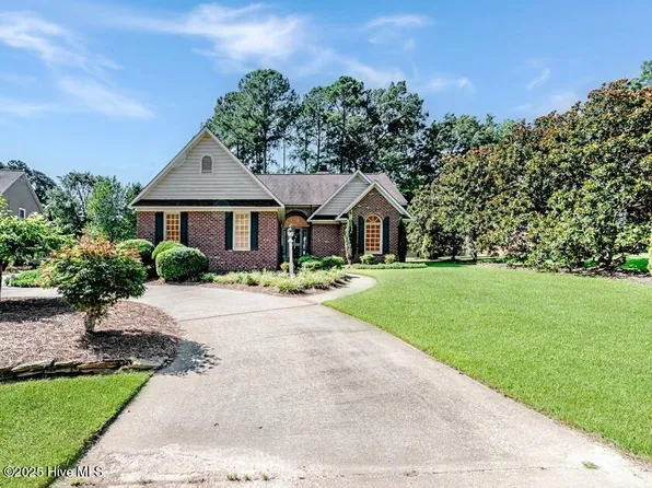 2625 Windsor Place, Sanford, NC 27330