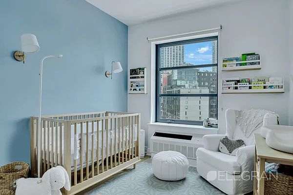 Sold by (Legacy) Elegran | media 21