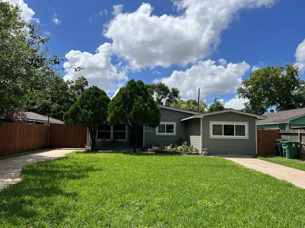 6347 Limestone St #1, Houston, TX 77092