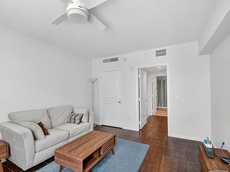 403 S Sapodilla Ave #307 — Photo 31