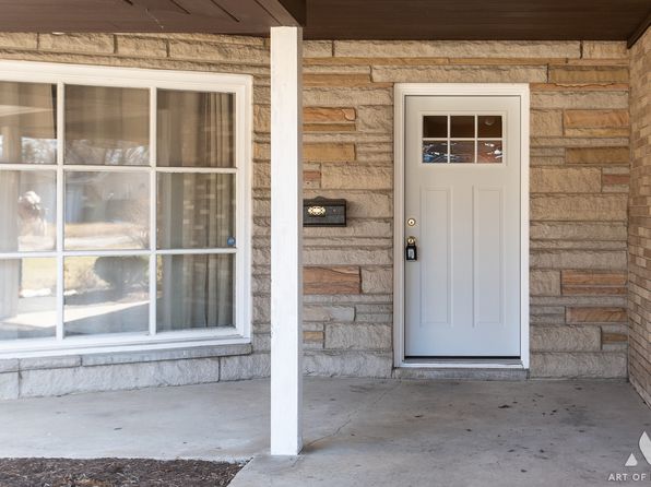 10 Cherry Hill Rd, Joliet, IL 60433