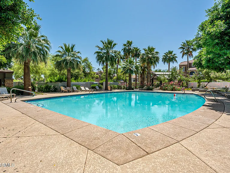2250 E Wayland Dr — Photo 41